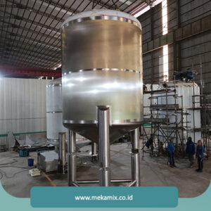 Pressurized Storage Tank